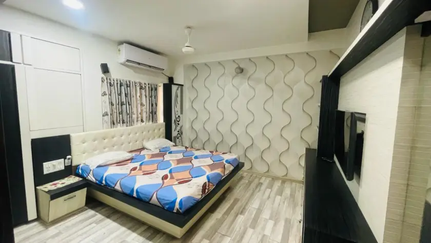 Single Room PG in Ahmedabad at Best Price