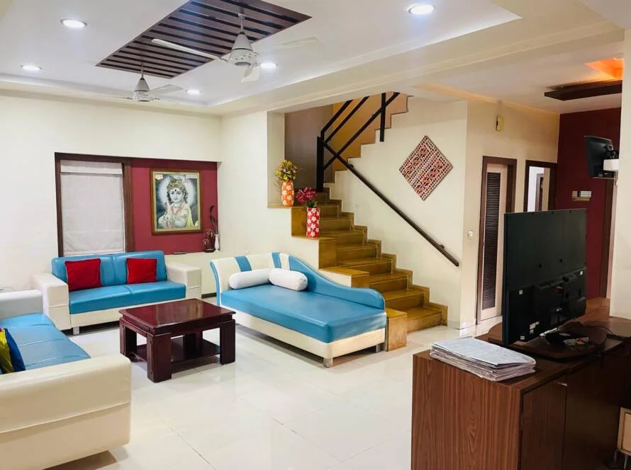 Top Paying Guest Accommodations in Ahmedabad